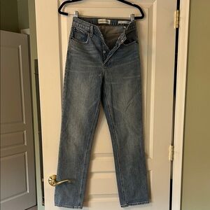 Denim Forum The Arlo Hi-Rise Straight Jean